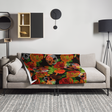 Įkelti vaizdą į galerijos rodinį, Dekis GĖLYTĖS IR KAUKUOLYTĖS