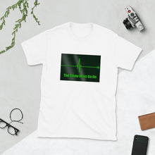 Įkelti vaizdą į galerijos rodinį, Marškinėliai Unisex The Show must go on / m2 - dovanos.online